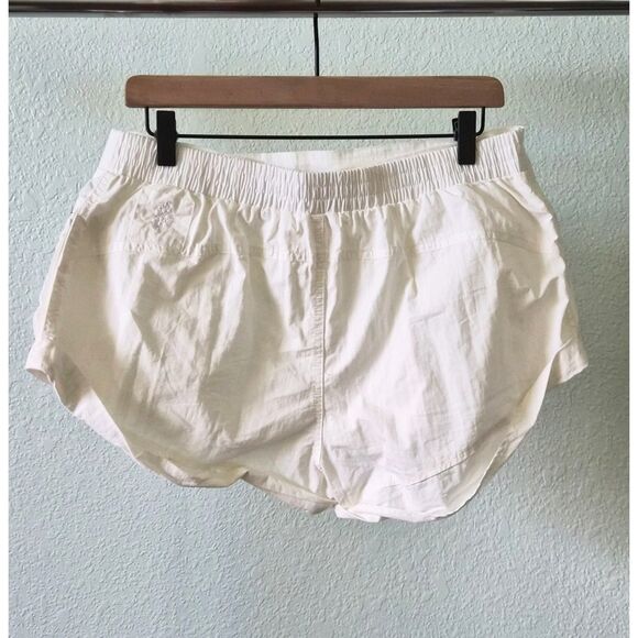 Free People Movement: In the Lead relaxed white cargo shorts - Picture 6 of 6